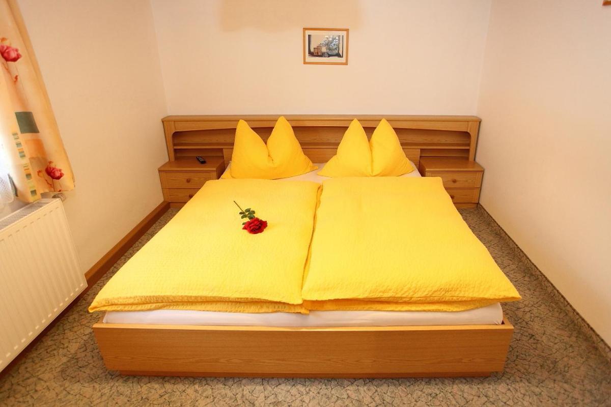 Ferienwohnung/Apartment Erna Prommegger Гросарль Екстер'єр фото